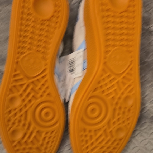 Adidas Handball Spezial Cream and Light Blue Sneakers Size 7 NWT - Picture 5 of 6